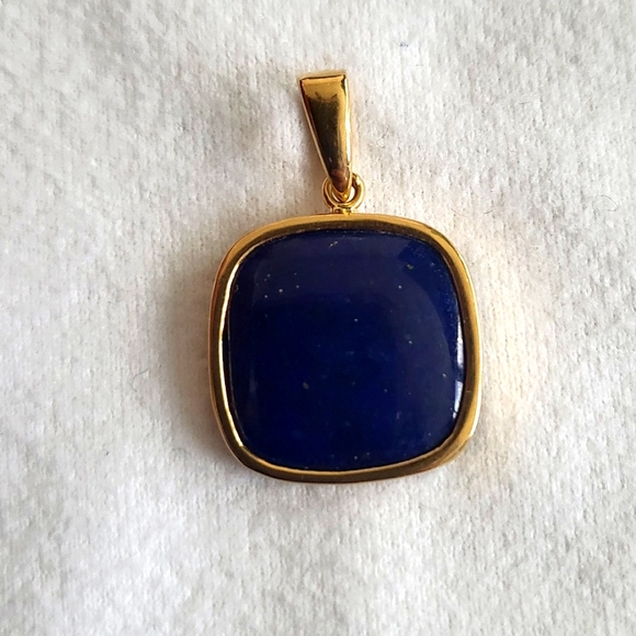 Lapis Lazuli Pendant in solid 18K yellow gold setting - Picture 7 of 9